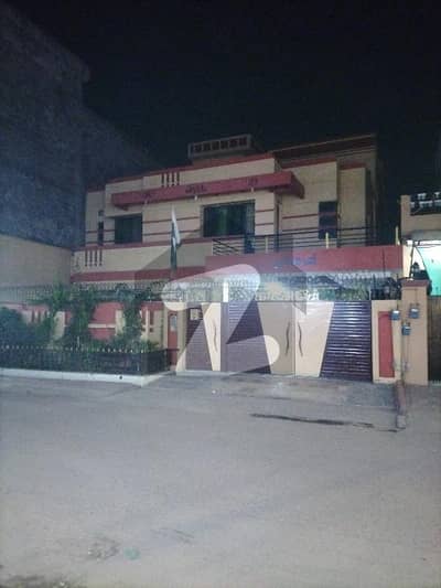 1 KANAL COMMERCIAL BUILDING FOR SALE