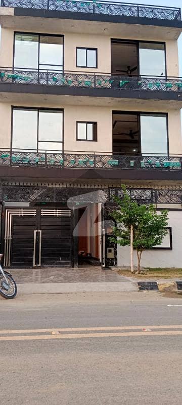 5 MARLA OWNER BUILD TRIPLE STORY HOUSE FOR SALE ALHAMRA TOWN
