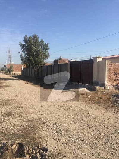 چائنہ ٹاؤن ملتان میں 1 کنال Studio فارم ہاؤس 86.0 لاکھ میں برائے فروخت۔
