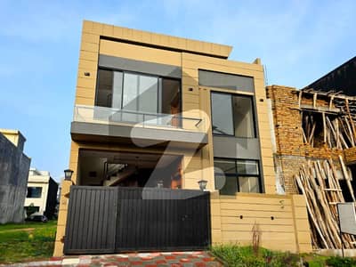 5 Marla Designer House In Faisal Margalla City