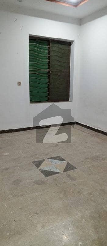 بخ ولاز فیز 2 - افضل بلاک بوچ ایگزیکٹو ولاز - فیز 2,بش ایگزیکٹو ولاز,ملتان میں 6 مرلہ کمرہ 65.0 ہزار میں کرایہ پر دستیاب ہے۔