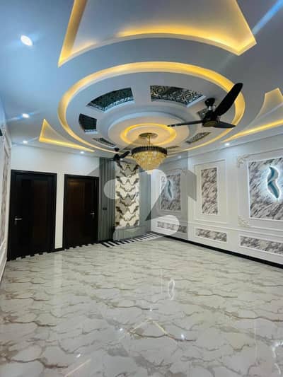 10 Marla Brand New Home For Sale