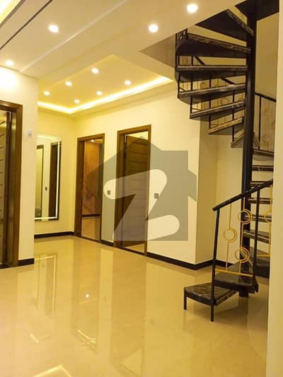 10 Marla House For Rent