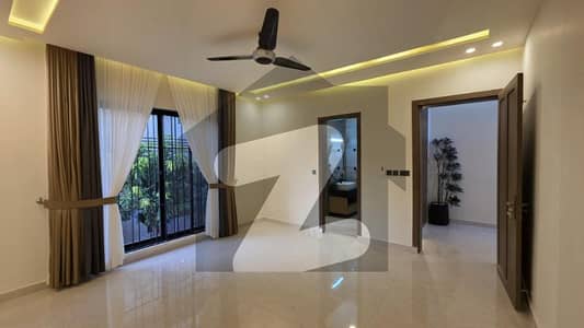 Luxury Designer 1 Kanal House in Multi Gardens B-17 Islamabad