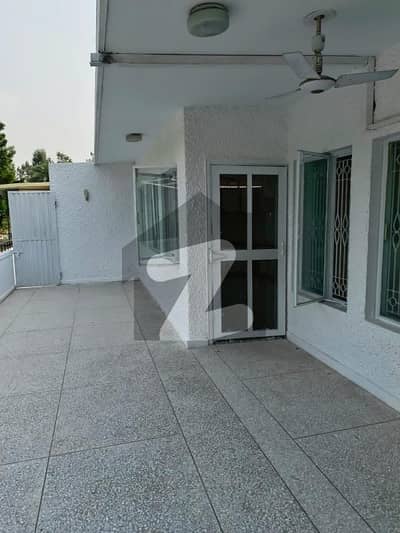 Home Builders Presents 555 Square Yard House For Rent In F-6