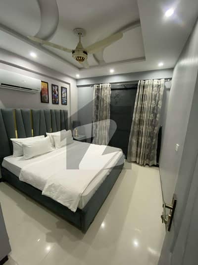 LUXURIOUS ONE BED NON FURNISHED APARTMENT FOR SALE AT HOT LOCATION OF BAHRIA TOWN
