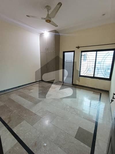 Flat for Rent in Shah Allah Ditta