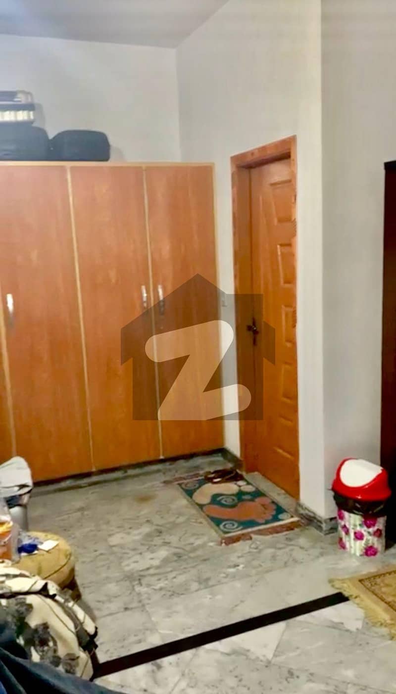 D17/2 1 Kanal Ground Portion Available For Sale D17/2 1 Kanal Ground Portion Available For Sale