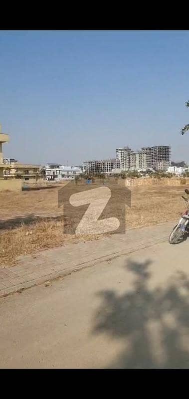 1 kanal Residential Plot In Top City 1 - Block B For sale