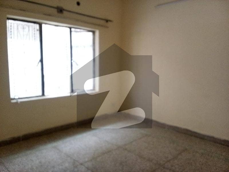 Full House For Rent G10-4 Ideal Location