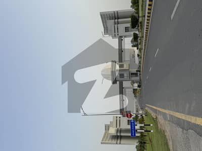 ڈی ایچ اے ڈیفنس ۔ سیکٹر اے ڈی ایچ اے ڈیفینس,بہاولپور میں 1 کنال رہائشی پلاٹ 62.5 لاکھ میں برائے فروخت۔