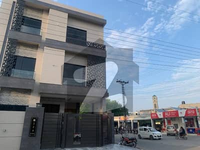 پنجاب یونیورسٹی ایمپلائیز سوسائٹی لاہور میں 2 کمروں کا 4 مرلہ فلیٹ 45.0 ہزار میں کرایہ پر دستیاب ہے۔
