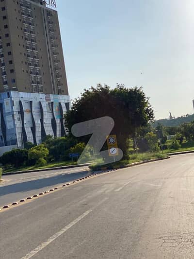 بحریہ ٹاؤن فیز 8 ۔ بلاک آئی بحریہ ٹاؤن فیز 8,بحریہ ٹاؤن راولپنڈی,راولپنڈی میں 10 مرلہ رہائشی پلاٹ 90.0 لاکھ میں برائے فروخت۔