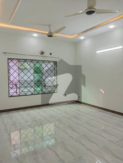 F-11 VIP Ideal Portion Separate Entrance Separate Meter All Facilities Available