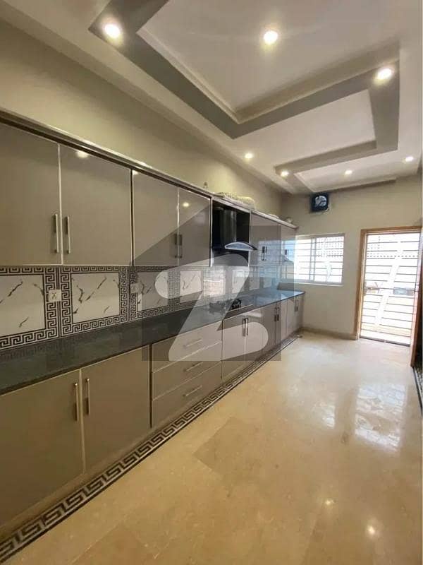 1 Kanal Double Unit House For Sale In G-13, Islamabad 1 Kanal Double Unit House For Sale In G-13, Islamabad