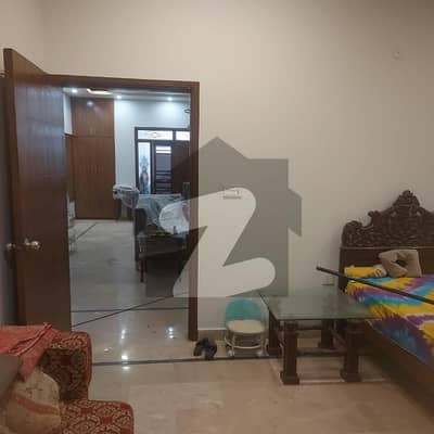 سیکٹر 25-اے - پنجابی سوداگرملٹی پرپز سوسائٹی سکیم 33 - سیکٹر 25-اے,سکیم 33,کراچی میں 6 کمروں کا 10 مرلہ مکان 4.65 کروڑ میں برائے فروخت۔