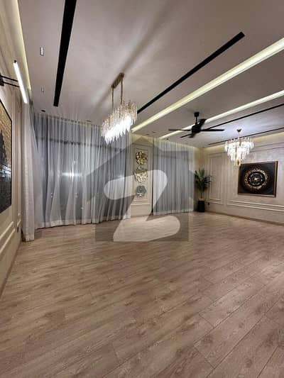 1 KANAL LIKE BRAND NEW FULL HOUSE FOR RENT IN SHAHEEN BLOCK BAHRIA TOWN LAHORE