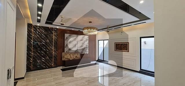 1 KANAL LIKE BRAND NEW UPPER PORTION FOR RENT IN JASMINE BLOCK BAHRIA TOWN LAHORE