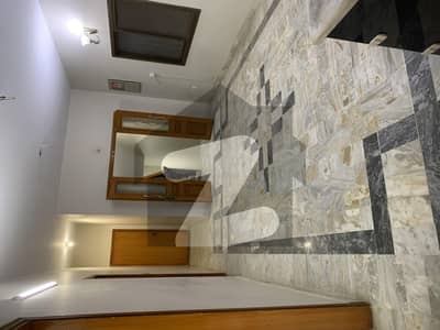 250 Sqyds Independent House 250 Sqyds Independent House