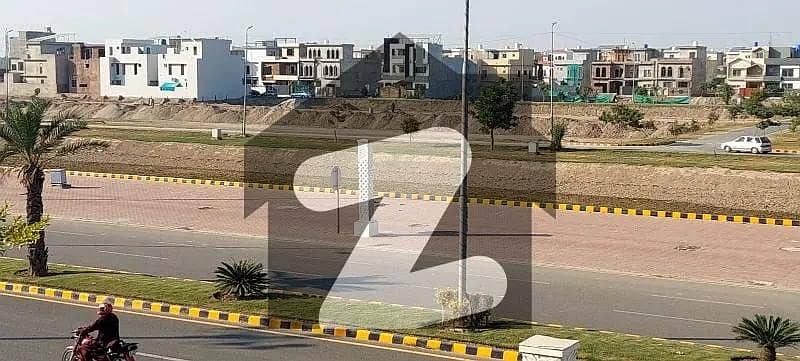 6 Marla Plot 40 Ft Road