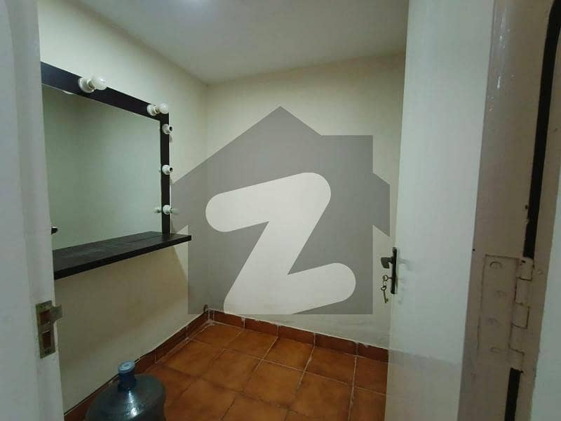 Apartment Two Beds Baths Kitchen Drawing Apartment Two Beds Baths Kitchen Drawing