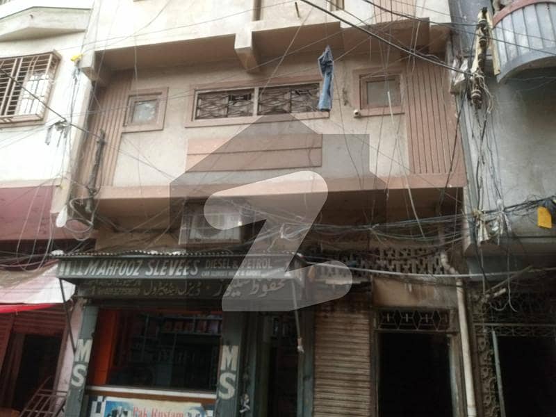Flat Available For Sale In urdu bazar Karachi Flat Available For Sale In urdu bazar Karachi