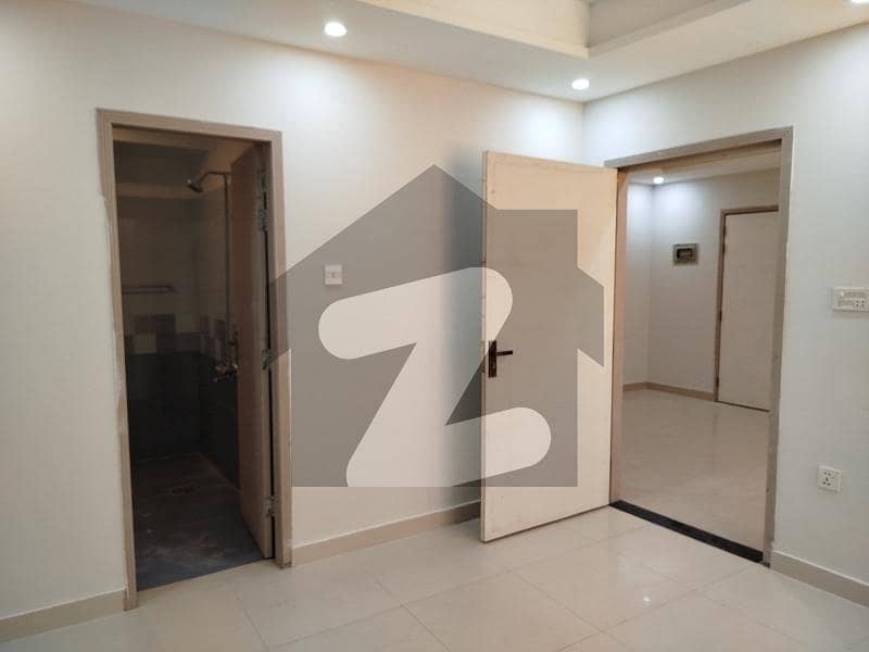 Luxury Two Bed Apartment Available In Sector H