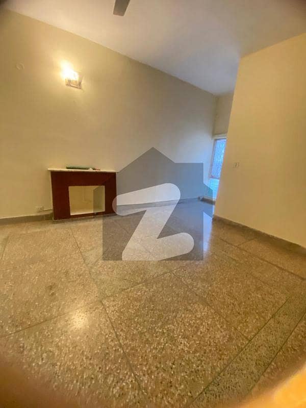 6 Marla Full House 4 Bedrooms Attached Bathrooms DDD Car Parking 6 Marla Full House 4 Bedrooms Attached Bathrooms DDD Car Parking