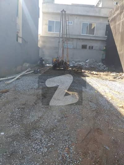 بحریہ ٹاؤن فیز 8 بحریہ ٹاؤن راولپنڈی,راولپنڈی میں 7 مرلہ رہائشی پلاٹ 95.0 لاکھ میں برائے فروخت۔