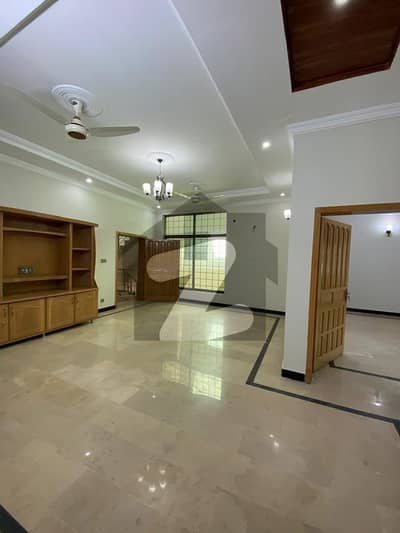 14 Marla (40x80) Beautiful Neat & Clean Upper Portion Available For Rent In G-13/3 Islamabad