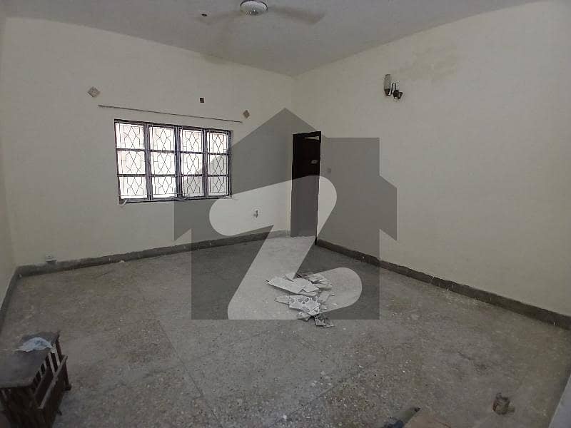 G9 2bed bath kitchen terrace Available for family G9 2bed bath kitchen terrace Available for family