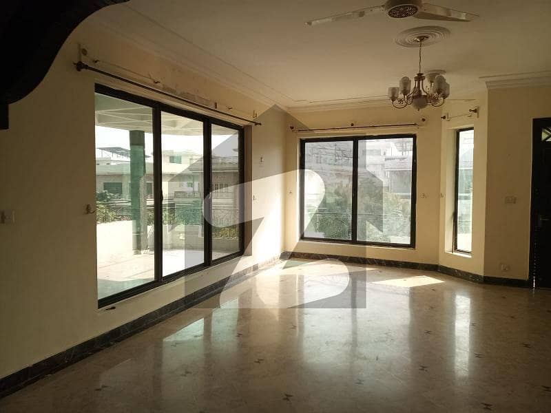 Upper Portion Available For Rent