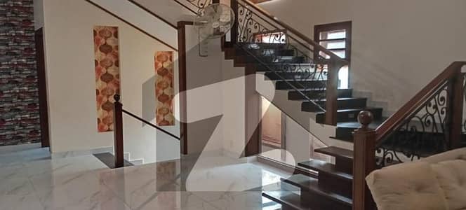 500 Yards Bungalow For Sale In Phase 8, Iqbal Street Corner Bungalow With BASEMENT