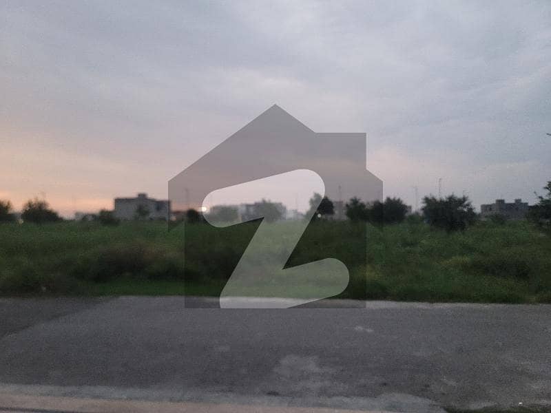 phase 7 one kanal plot at Best Location phase 7 one kanal plot at Best Location