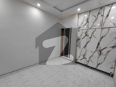 5.5 Marla Double Storey House For Rent ( New Iqbal Park DHA Main Boulevard )