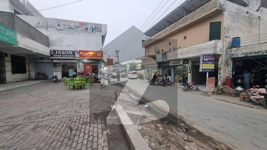 جوہر ٹاؤن فیز 2 جوہر ٹاؤن,لاہور میں 1 مرلہ دکان 85.0 لاکھ میں برائے فروخت۔