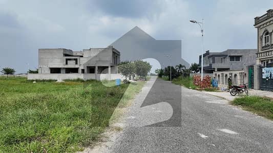 "Discover Elegance: Plot No. 1143, Block X, DHA Phase 7 Awaits"