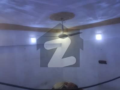 Prime Location 800 Square Feet Flat In North Karachi - Sector 11-H Is Available
