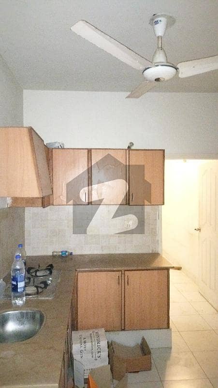 studio apartment available for rent