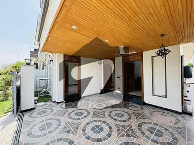 ٹاپ سٹی 1 اسلام آباد میں 5 کمروں کا 10 مرلہ مکان 5.19 کروڑ میں برائے فروخت۔