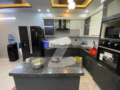 4 Bed DD Flat Available For Sale