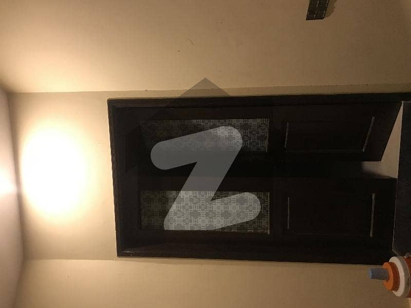 ڈی ایچ اے فیز 8 ڈی ایچ اے ڈیفینس,کراچی میں 4 کمروں کا 4 مرلہ مکان 5.25 کروڑ میں برائے فروخت۔