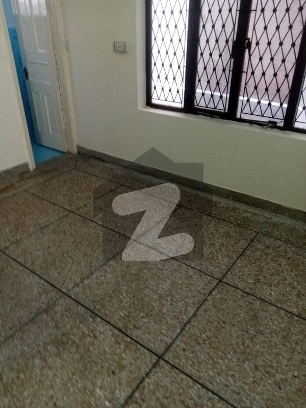 i. 8/4 35/80 portion for rent