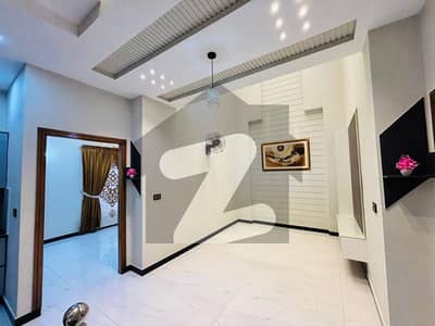 Premium Prime Location 2 Kanal House Is Available For sale In Wapda Town