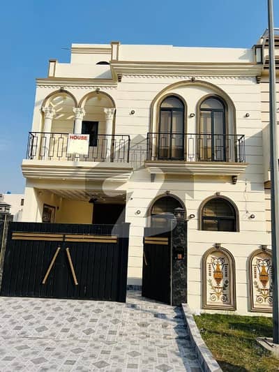 Ideal Corner House For sale In Wapda Town - Block C2