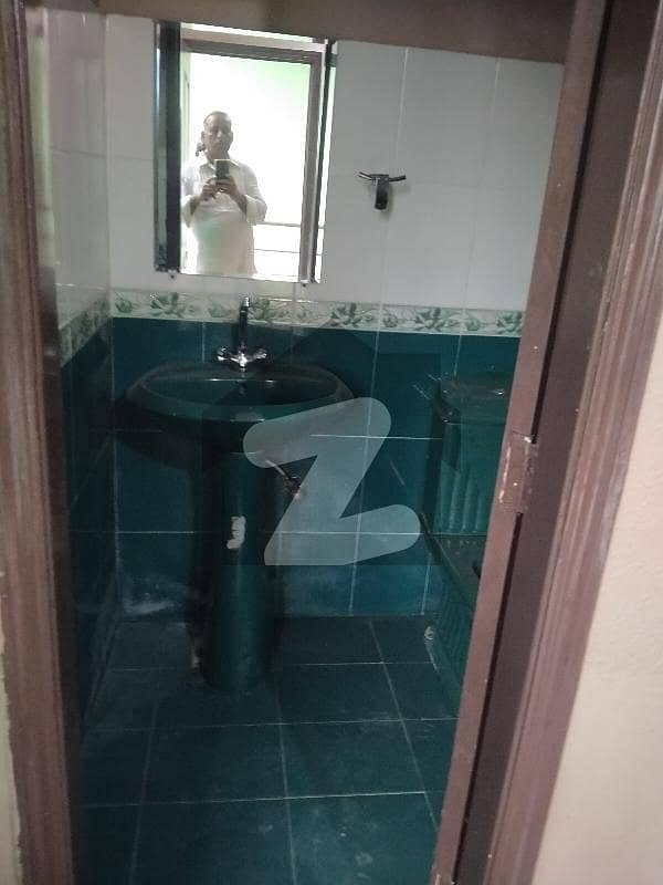 32 