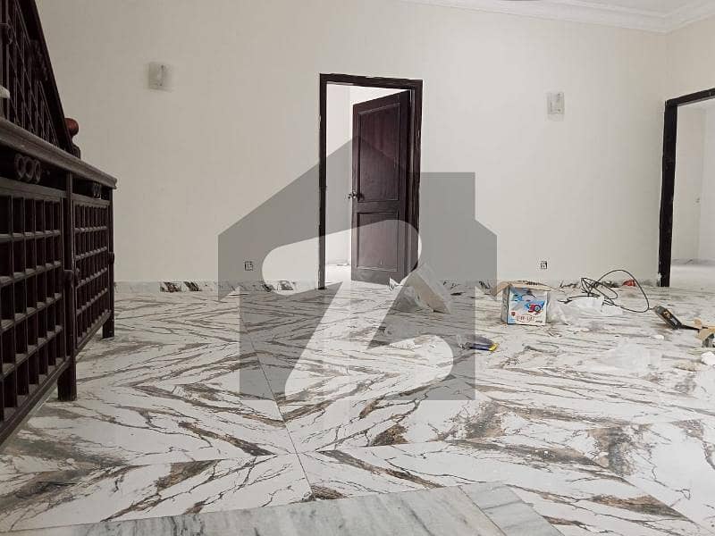 EXCELLENT BUNGALOW FOR RENT IN PHASE 6
