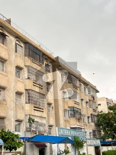 یونیورسٹی