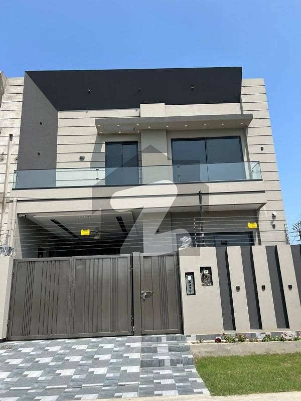 6 Marla Luxury House 60 Feet Road 6 Marla Luxury House 60 Feet Road