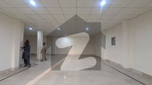Spacious Office Space Available For Rent in Saddar Lahore Cantt